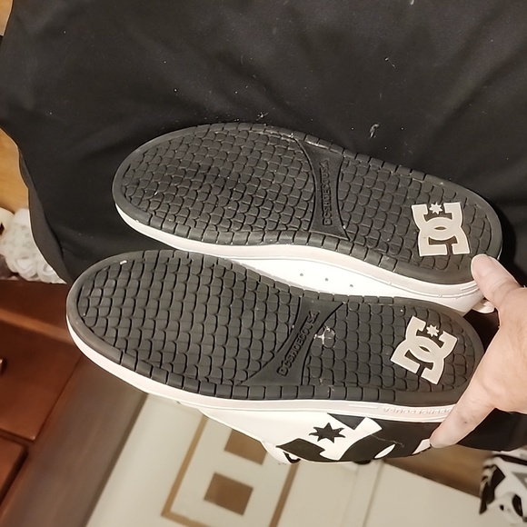 DC shoes - Picture 6 of 6